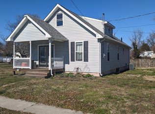 14 N Broad St, Penns Grove, NJ 08069