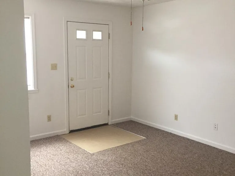 2357 Overbrook Ave — Photo 3