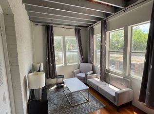 1905 Beacon St APT 1R, Brookline, MA 02445