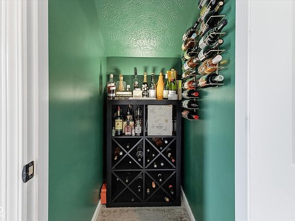 5th image of 13049 Raritan Dr