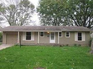 13405 7th St, Grandview, MO 64030