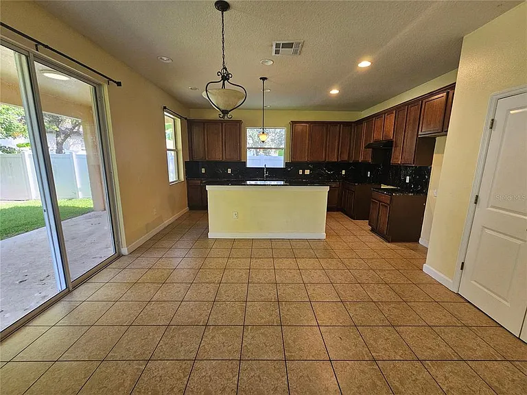 5013 Ballark St — Photo 5