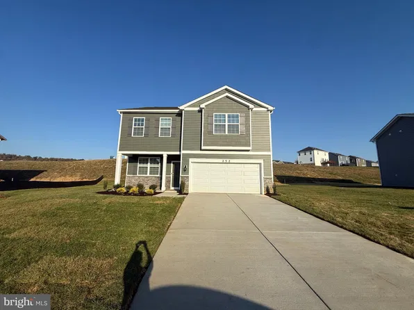 252 Anconas Blvd, Martinsburg, WV 25403