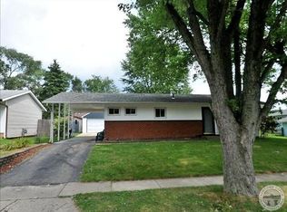 4808 Willowbrook Dr, Springfield, OH 45503