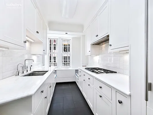 Rented by Sotheby's International Realty | media 4