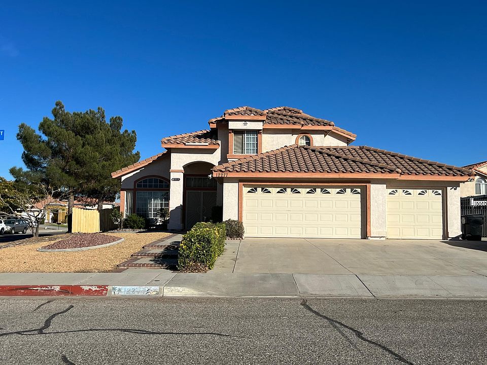 RockyMountCircle Z’s Drive 12277 Bluebird Canyon Pl, Las Vegas, NV 89138 | MLS #2665119