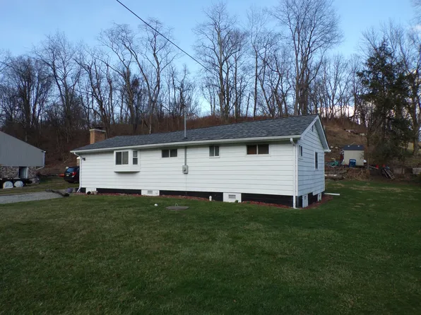 602 N 14th St, Jeannette, PA 15644