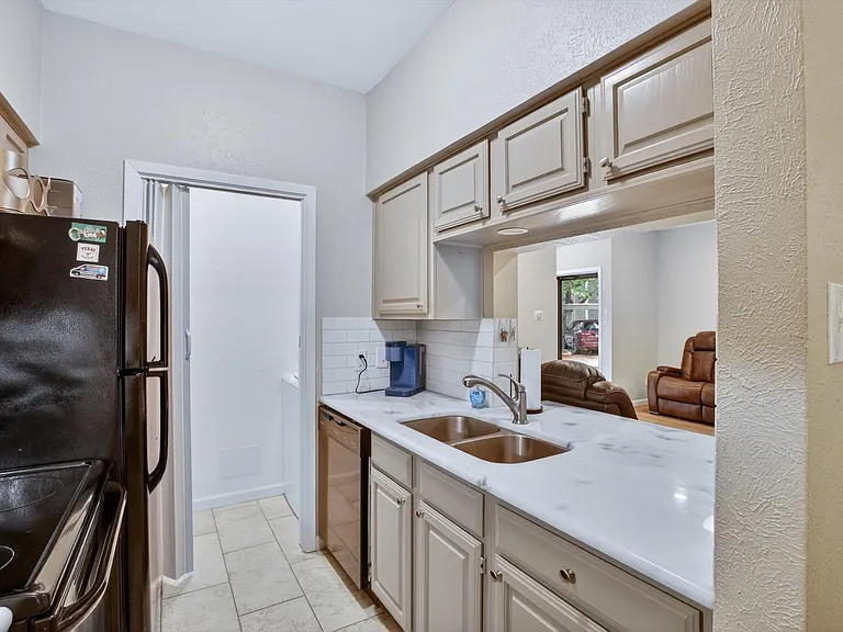 1106 Quail Valley Ln #120 — Photo 26
