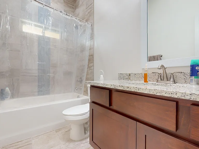 440 Soleil Rd — Photo 32