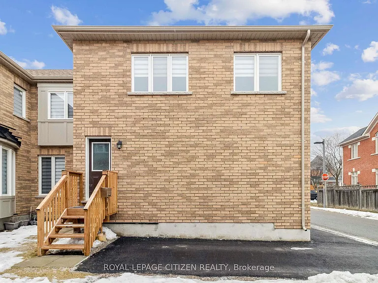 526 Whites Hill Ave #B — Photo 6