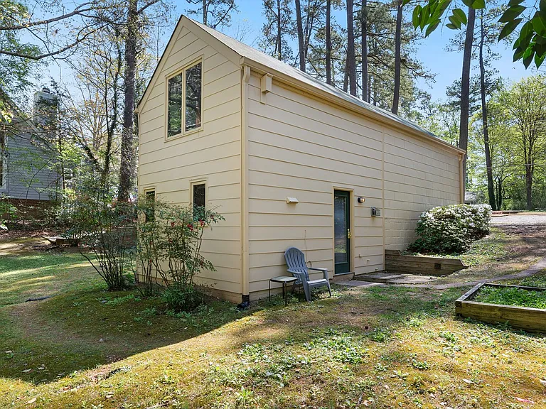 200 Purefoy Rd — Photo 15