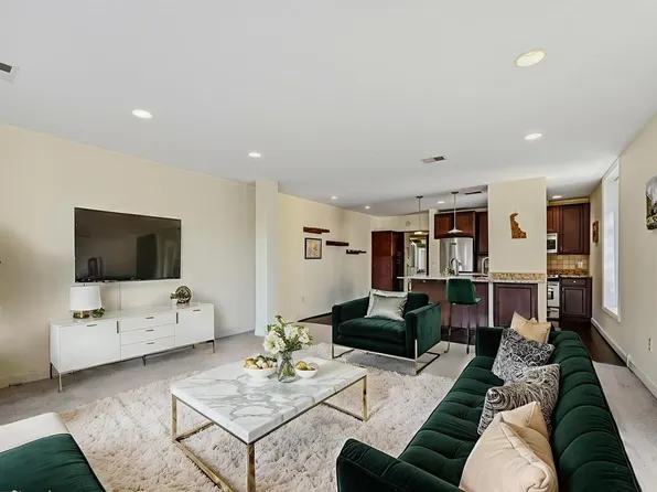 1880 Superfine Ln, Wilmington, DE 19802