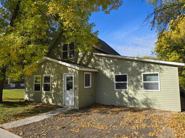 2050 2nd St, Lake Park, MN 56554