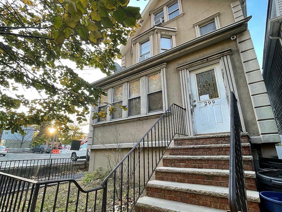 1st image of 299 Victory Blvd #1A