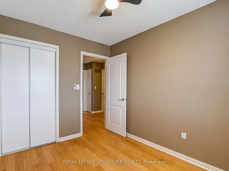 250 Richvale Dr S #3 — Photo 34