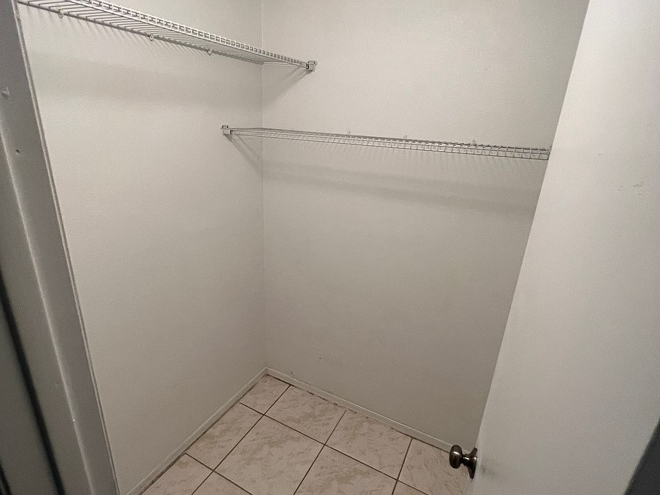1st image of 18 Silver Park Cir