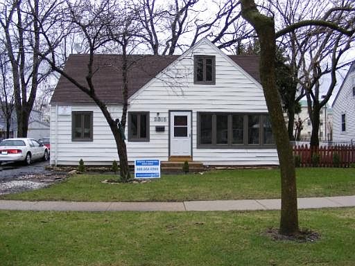1st image of 2815 S Craig Dr