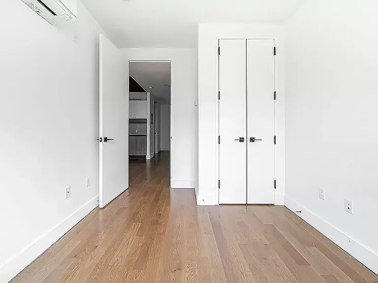242 Newkirk Ave #1C — Photo 4
