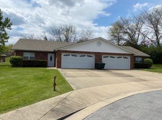 1926 Allyson Ct, Rolla, MO 65401