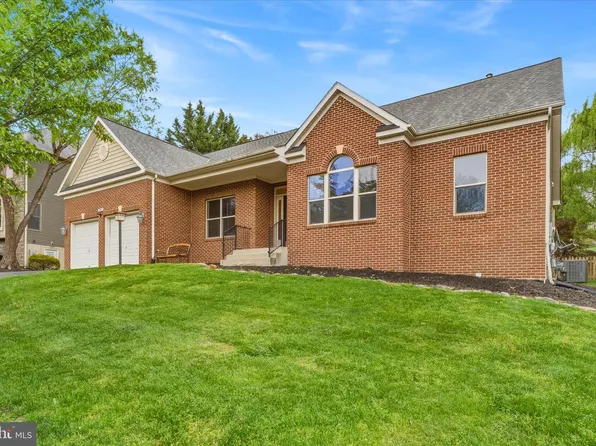 6741 Woodridge Rd, New Market, MD 21774