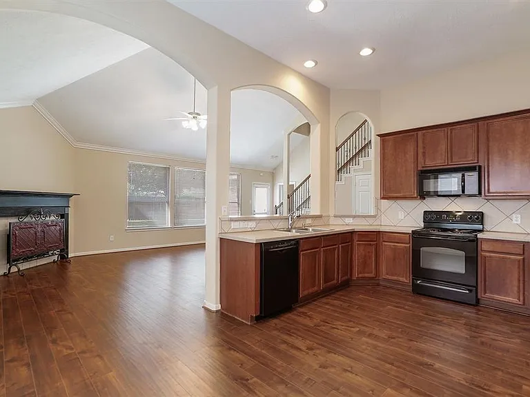 7211 Emerald Run Ln — Photo 12