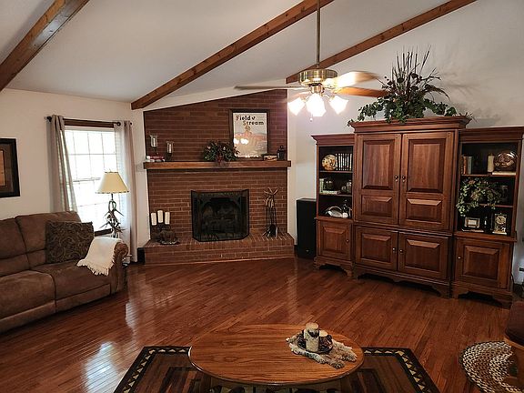 4th image of 77 Chestatee Dr