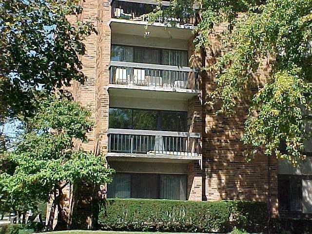 2nd image of 77 Lake Hinsdale Dr APT 112