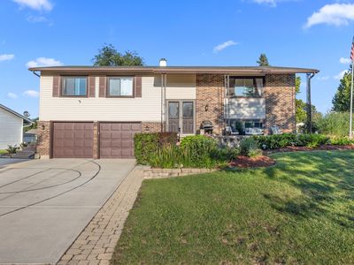 665 Arizona Pass, Elk Grove Village, IL, 60007