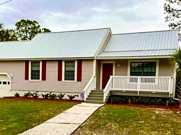 15638 Sunset Point Dr, Cedar Key, FL 32625