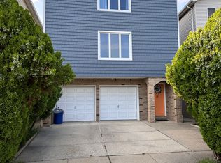 18 Elm Ct #1, Bayonne, NJ 07002