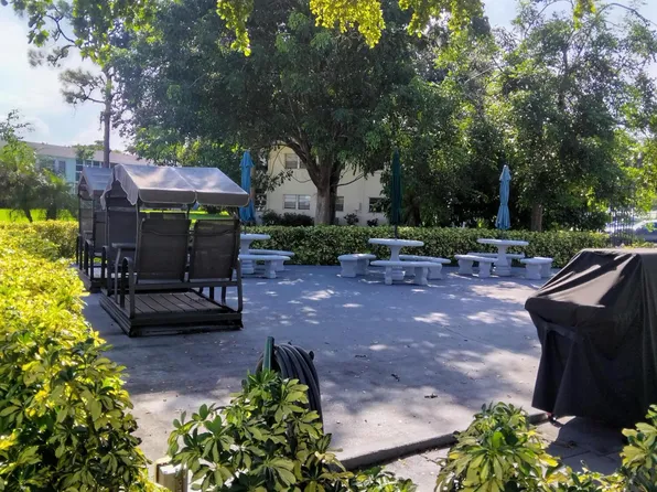 1025 VENTNOR H E #1025, Deerfield Beach, FL 33442