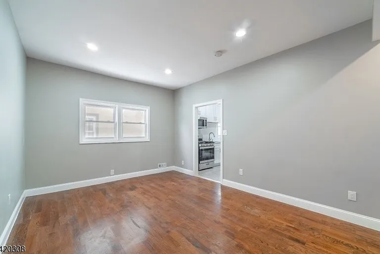 155 Tichenor Ave #1 — Photo 5
