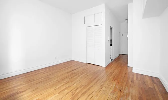 Rented by Compass | media 14