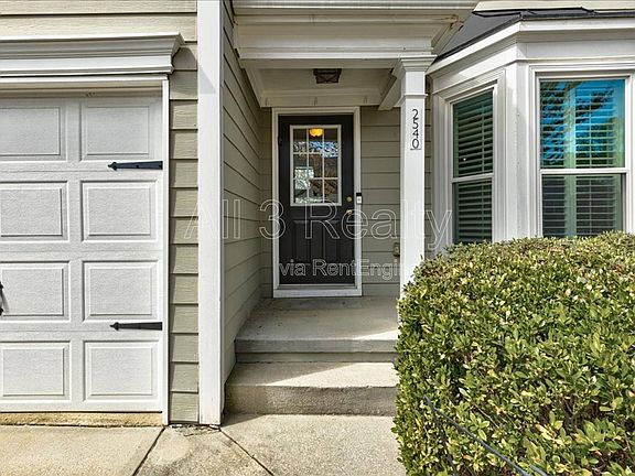 3rd image of 2540 Alvecot Cir
