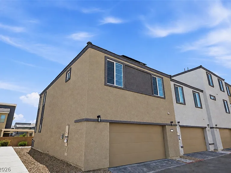 6126 Garden Oasis St — Photo 24