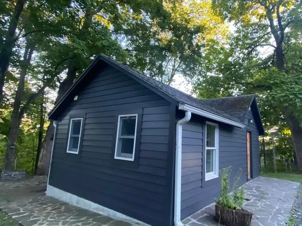 72 Kenozia Lake Rd, Shokan, NY 12481