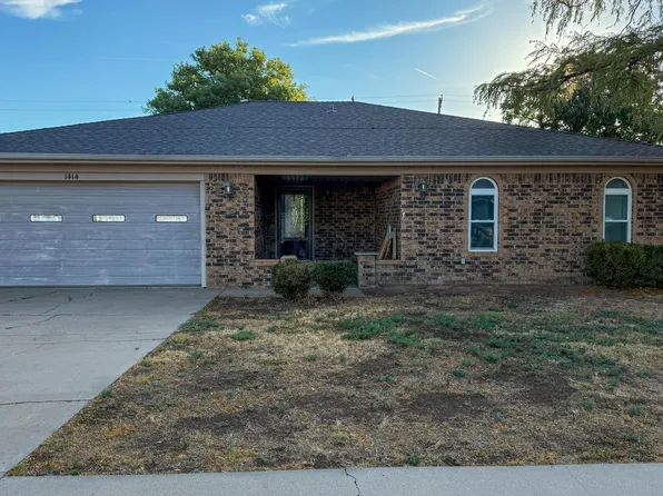 1414 Pecan Ave, Panhandle, TX 79068