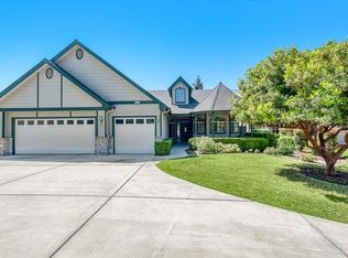 4901 W Modoc Ct, Visalia, CA 93291