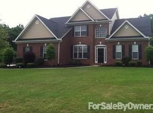 114 Circle Rd, Greer, SC 29651