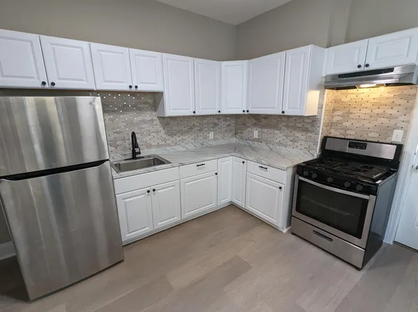 97 Bellevue Ave, Trenton, NJ 08618
