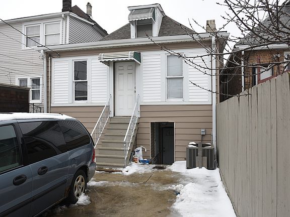 5th image of 2621 S Keeler Ave
