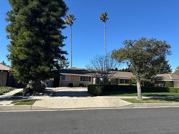 3rd image of 10171 Donna Ave