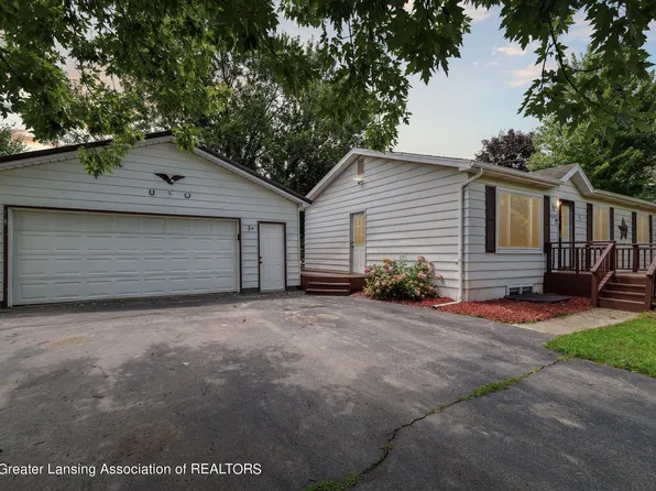 6829 Winegar Rd, Perry, MI 48872