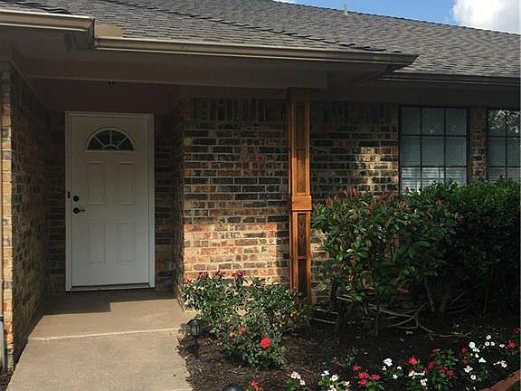 3rd image of 5701 Havana Dr
