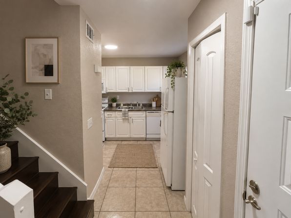22630 Gage Loop APT 4
