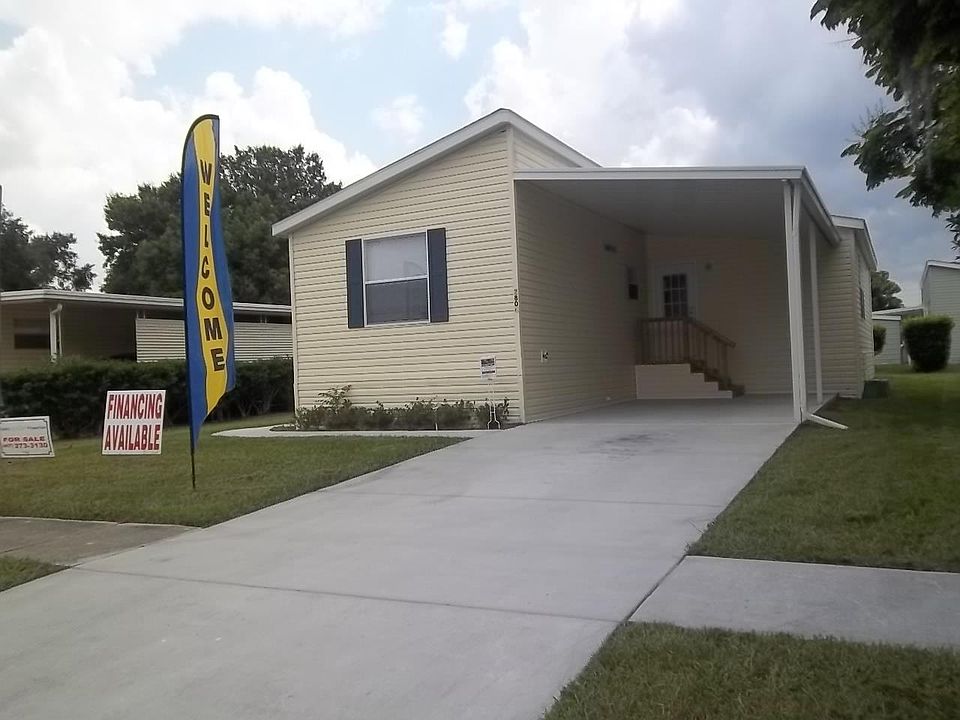 2nd image of 2804 Wild Horse Rd