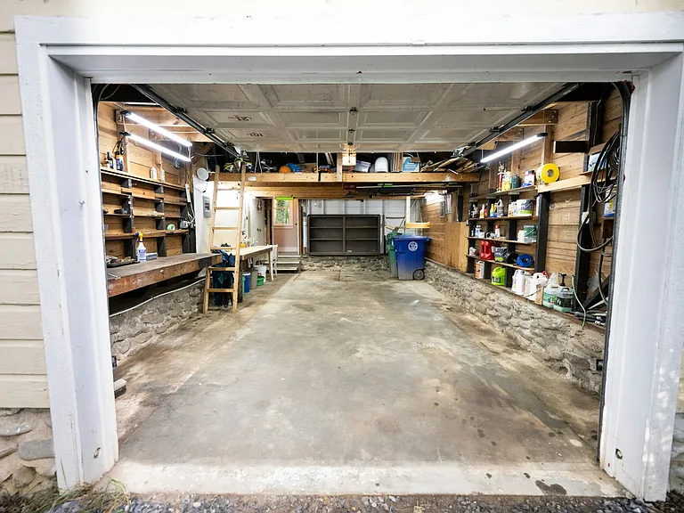 809 Montreat Rd — Photo 38