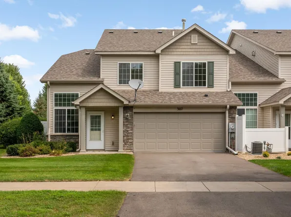 307 Arrowhead Dr, Lino Lakes, MN 55014