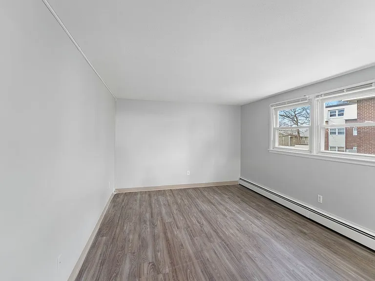 Hillside Terrace Apartments — Photo 78