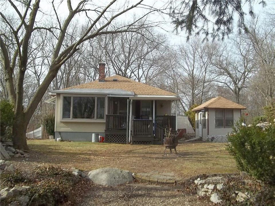 1st image of 23 Woodland Ave